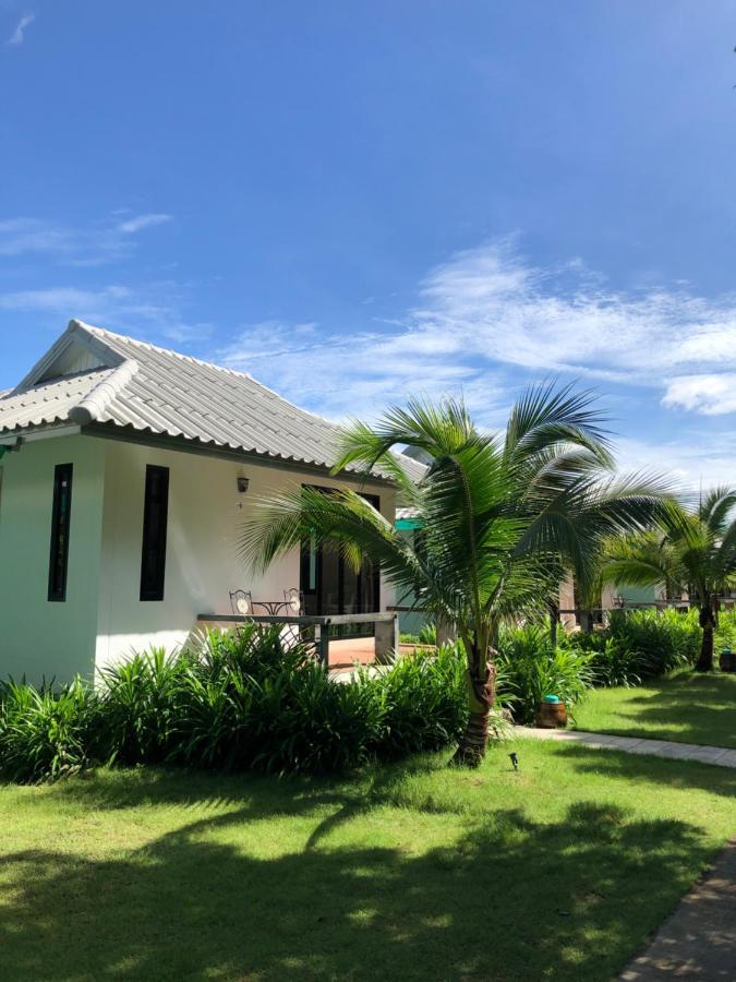 Bulan Villa Rayong Exterior foto